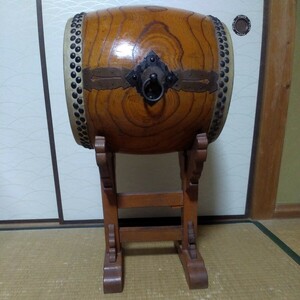 長胴太鼓　けやきくり貫き（中古）昭和制作品　歌口一尺物