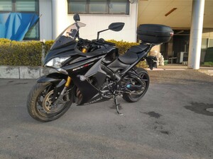 GSX-S1000F(GT79A) リヤサスペンス(オーリンズ)リヤボックス付き　乗って帰れます