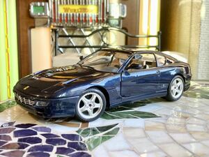 ブラーゴ　1/18　フェラーリ　456GT