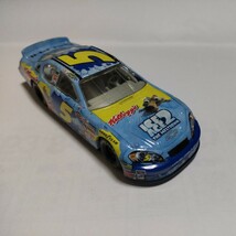 1/64NASCARミニカー5号車アイス・エイジ2スペシャルカラー_画像4