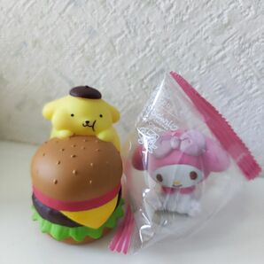 プリン　とマイメロ　ミニフィギュア おすわりマスコット