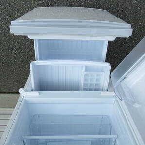シャープ冷凍冷蔵庫SJ-14E7  ２０２０年 １３７L  美品 左開き 右開き変更可 兵庫県加古川市より１００Km 以内の方は送料無料です。の画像5