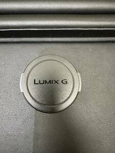 【EKA-7989AT】1円スタート Panasonic LUMIX G H-H014A パナソニック ルミックス レンズ 黒 キャップ付き 中古美品 長期保管品 