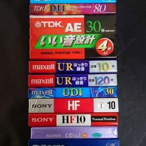 24030911 カセットテープ おまとめ 12パック クリーニングカセット付き SONY TDK maxell AXIS 未開封の画像1