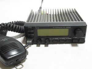 [mr1 NN7918] ICOM アイコム IC-2000 トランシーバー モービル機