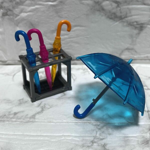 ミニチュア ちいさな雨傘 クリア ガチャ　ピンク イエロー ブルー ドールハウス 雨 梅雨 傘立 200円オフクーポン使えます