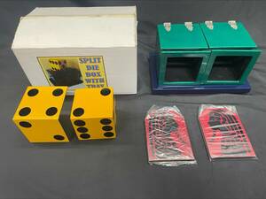 [G665]Split Die Box split large box rhinoceros koro flight gimik box dice gimik Magic jugglery 