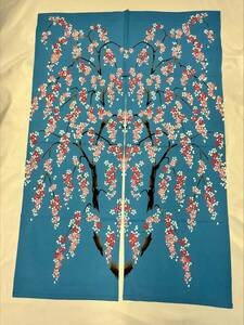 【Z25】暖簾　複数購入可　カーテン　約69.5cm×約102ｃｍ　しだれ桜　水色　目隠し　ブラインド　和雑貨　和物