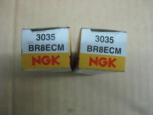 ★NGKスパークプラグ　BR8ECM（2本セット）新品未使用品　長期在庫品★