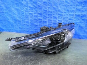 2358　マセラティ　レヴァンテ　左ライト　HID　バラスト付　670037333　マセラッティ　美品