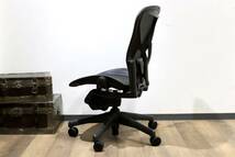 GMGS286○Herman Miller / ハーマンミラー アーロンチェア Bサイズ 肘無し デスクチェア オフィスチェア 事務所 椅子 メッシュ_画像2