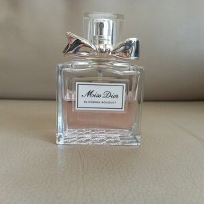 ★Miss Dior★ ブルーミングブーケ オードゥトワレ 50ml