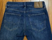 ■AMERICAN EAGLE OUTFITTERS■アメリカンイーグルのストレッチデニム(ジーンズ)■SLIM STRAIGHT・W29_画像4