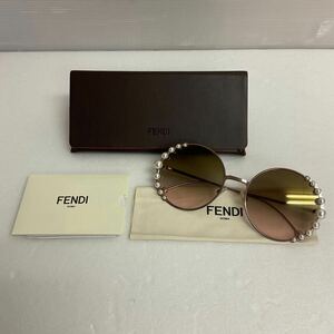 営MK18-60B FENDI フェンディ サングラス アイフェア ラウンドシェイプ FF0295 丸型 フェイクパール スモークグラデーションピンク 箱付