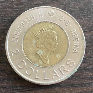 ★カナダ 2ドル硬貨 エリザベス女王2世 2000年発行★