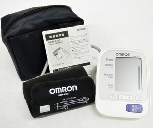 16 45-591633-18 [Y] OMRON オムロン 自動電子血圧計 上腕式血圧計 HEM-8713 ヘルスケア 通電確認済み 鹿45