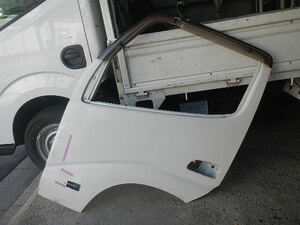 G35543 KDY231 Dyna Toyoace left door panel white left door 