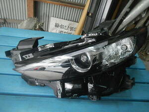 G35663 BP BP8P マツダ3 MAZDA3 純正 LED 刻印 62 左 ヘッド ライト 左ライト koito コイト 100-8N02R