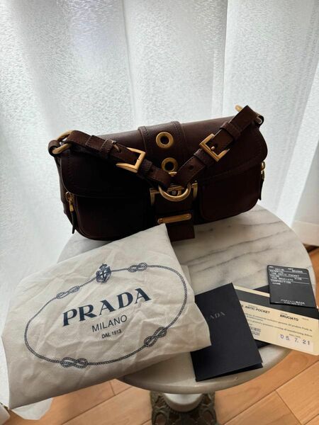 プラダ PRADA ワンショルダー　ショルダーバッグ　山羊革製 イタリア製