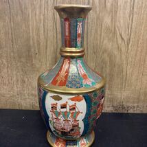 古伊万里写色絵 林九郎作 菊割南蛮渡来デカンタ　花瓶 陶器 骨董_画像1