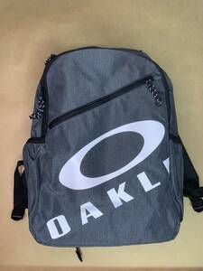 &lt;&lt; Новый &gt;&gt; Oakley (Oakley) Essential Day Pack S 6.0 YTR FOS900986 GREY 2023 Новая модель дешевая!