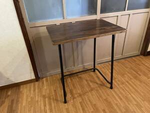 テーブル　机　カフェテーブル　飾り台　作業台　古道具　保管品　　　