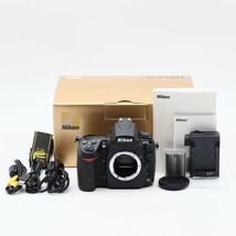 【美品】★ショット数「2040回」Nikon D700 ボディ #1169_画像1