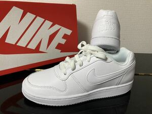 新品24cmナイキNIKEレディーススニーカーWMNS エバノンEBERNON LOW白ホワイトエアフォース1AF1好きに