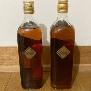 未開封 ジョニーウォーカー 古酒 JOHNNIE WALKER ブラックラベル スコッチウイスキー オールドボトル 白紋章 金キャップ 2本セットの画像2