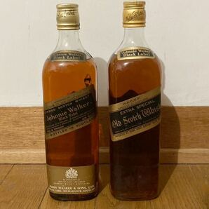 未開封 ジョニーウォーカー 古酒 JOHNNIE WALKER ブラックラベル スコッチウイスキー オールドボトル 白紋章 金キャップ 2本セットの画像1