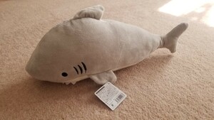 【新品】サメ　ぬいぐるみ　グレー　BIG 45cm　海の生き物　魚