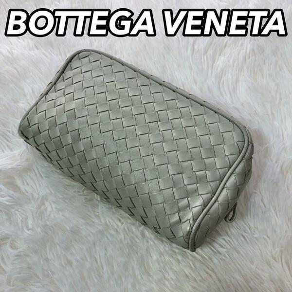 BOTTEGAVENETA ボッテガヴェネタ ポーチ 小物入れ ハンドバッグ バック イントレチャート 編み込み レザー 本革 皮 グレー 女性 レディース