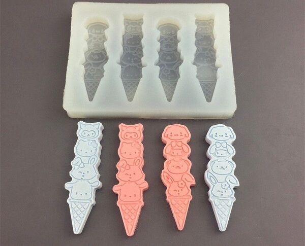 47番 シリコンモールド アイスキャラ レジン