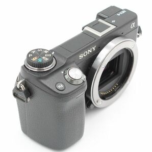 ショット数9326回。付属品バッテリーのみ。★美品★ SONY ソニー α NEX-6 ボディ ブラックの画像2