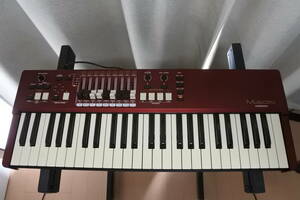 【最終出品】【初回限定カラー】HAMMOND M-solo Burgundy ハモンド 49鍵盤ドローバーキーボード 