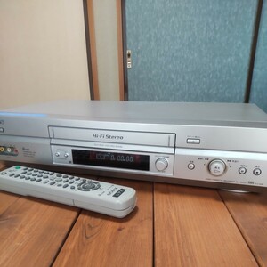 【可動品】ソニー　VHSビデオデッキ　SONY　SLV-NX35　リモコン付 　2004年製