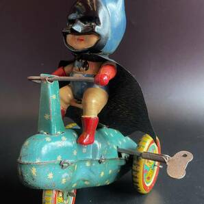 【115】バットマン ／三輪車 ／ ◆Tin Toy ブリキ（中古）／ 1円スタート ／ ゆうパック60サイズ ／金曜日発送の画像4