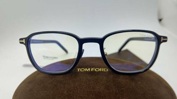 トムフォード 眼鏡 ブルーライトカットレンズ仕様 送料無料 税込 新品 アジアンモデル TF5855-D-B 001 ブラックカラー