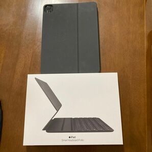 iPad Air (第5世代) 11インチiPad Pro (第4世代) 用Smart Keyboard Folio - 日本語
