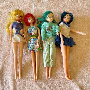 BANDAI1993年人形2体+ BANDAI1997年人形2体 used計4体 リカちゃんジェニーちゃん人形当時物