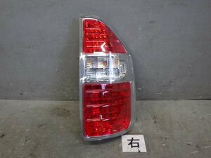 ★ 即決あり H20年 70 ノア DBA-ZRR70W 右 テール ランプ ＬＥＤ ICHIKO 28-198 [ZNo:04013047]