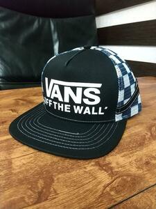 即決　新品　送料無料　バンズ　VANS　キャップ　CAP　ストリート系　市松　スケボー　スケードボード　ボード　アウトドア