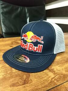 即決　新品　送料無料　レッドブル　RED　BULL キャップ　CAP　F１　レーシング　アウトドア　ネイビーｘグレー　レース　エナジードリンク