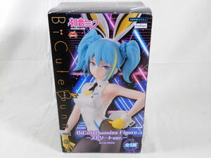 08/Y200★未開封★初音ミク　BiCute Bunnies Figure -ストリートver.-　★フィギュア★フリュー