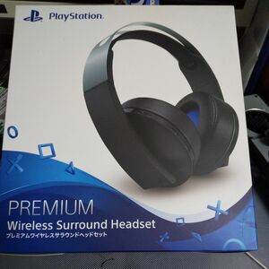 PS4 プレミアムワイヤレスサラウンドヘッドセット CUHJ-15005　動作確認済　美品