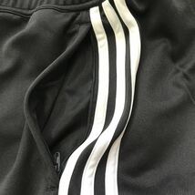 新品 正規品 【メンズL】 黒 adidas アディダス ゴルフに最適 ジャージ パンツ スリーライン 春夏 オールシーズン スリムテーパード _画像6