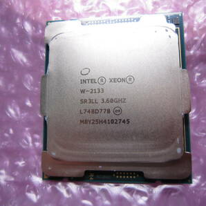 897★CPU Intel XEON W-2133 3.60GHZ SR3LL 動作品の画像1