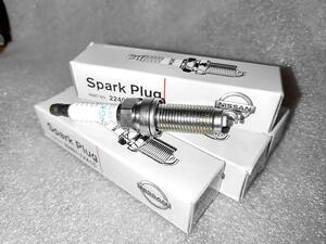New item　4本　NissanGenuine Sparkplug 2401-1VA1C レーザーイリジュウム NGK 品番 DILKAR7D11H Serena C26 FC26 FNC26 HC26 HFC26 NC26 