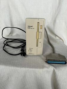 フロッピーディスク パソコン 外付けFDD 通電確認済み　TEAC FD-33S FLOPPY DISK UNIT