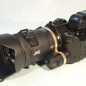 JVC ハイビジョンムービー HD memory camera GC-YJ40 JVC GC-P100のヤマダ電機店40周年モデル 故障ジャンクの画像1